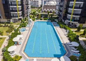 شقق فاخرة في كونيالتي بالقرب من قناة المارينا