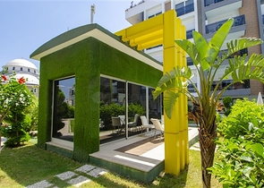 شقق فاخرة في كونيالتي بالقرب من قناة المارينا