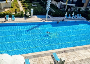 شقق فاخرة في كونيالتي بالقرب من قناة المارينا