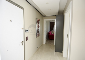 شقق فاخرة في كونيالتي بالقرب من قناة المارينا