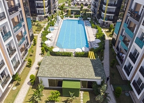 شقق فاخرة في كونيالتي بالقرب من قناة المارينا