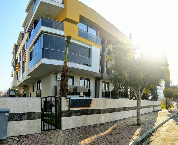 مشروع جاهز في انطاليا 300 م عن البحر