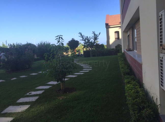 شقة 3 + 1 مع أثاث على الساحل الأول في أنطاليا