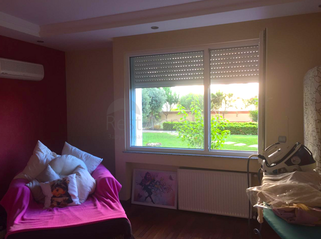 شقة 3 + 1 مع أثاث على الساحل الأول في أنطاليا