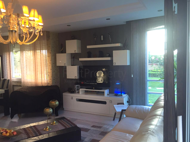 شقة 3 + 1 مع أثاث على الساحل الأول في أنطاليا