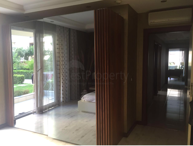 شقة 3 + 1 مع أثاث على الساحل الأول في أنطاليا