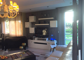 شقة 3 + 1 مع أثاث على الساحل الأول في أنطاليا