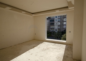 شقق 2 + 1 ، 3 + 1 في منطقة اونجالي في كونيالتي أنطاليا