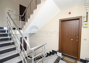 شقة مفروشة 2 + 1 مطلة على البحر بشكل مباشر في كونيالتي أنطاليا