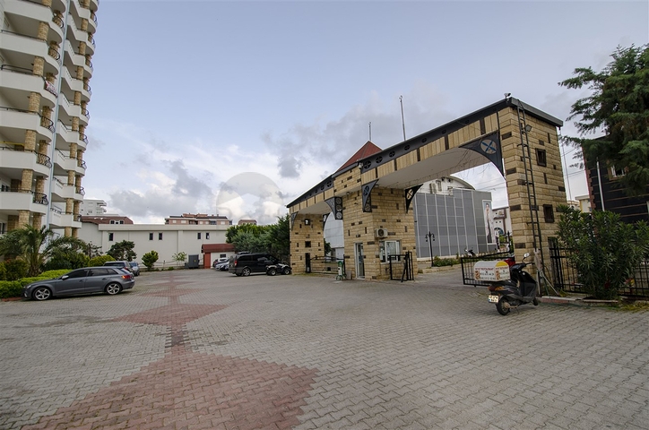 شقة 3 + 1 مع مطبخ منفصل في منطقة كوندو 200 م على البحر