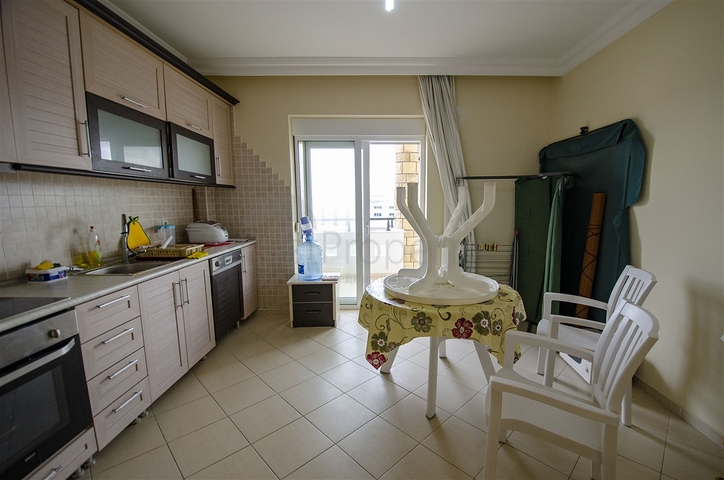 شقة 3 + 1 مع مطبخ منفصل في منطقة كوندو 200 م على البحر