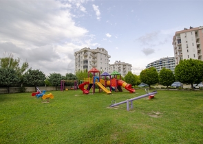 شقة 3 + 1 مع مطبخ منفصل في منطقة كوندو 200 م على البحر