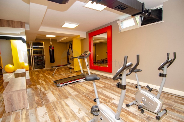 شقة 2 + 1 مع أثاث على مسافة قريبة من البحر