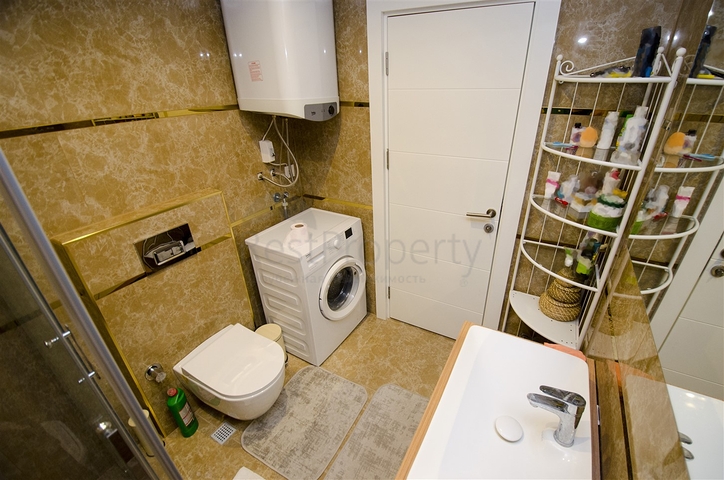 شقة 2 + 1 مع أثاث على مسافة قريبة من البحر