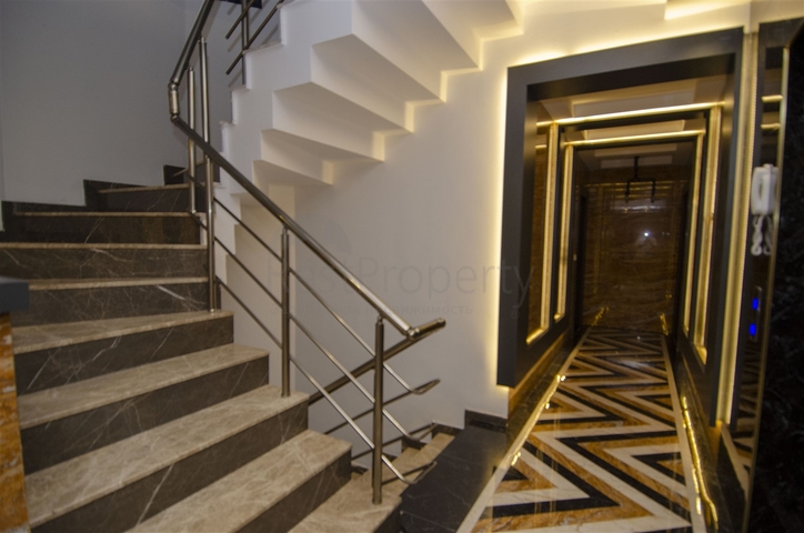 شقة 2 + 1 مع أثاث على مسافة قريبة من البحر