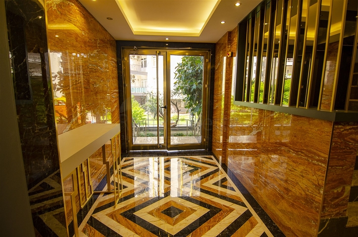 شقة 2 + 1 مع أثاث على مسافة قريبة من البحر