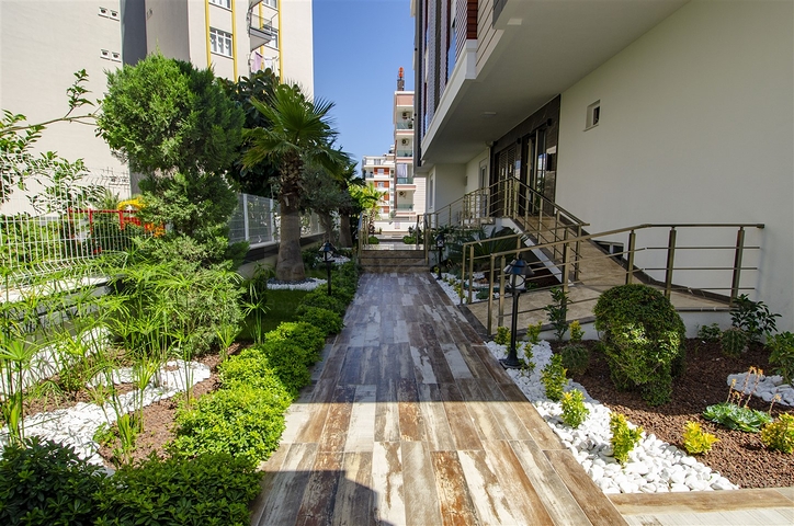 شقة 2 + 1 مع أثاث على مسافة قريبة من البحر