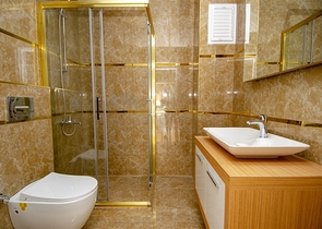 شقة 2 + 1 مع أثاث على مسافة قريبة من البحر