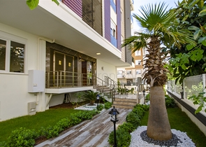 شقة 2 + 1 مع أثاث على مسافة قريبة من البحر