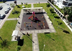 شقة 2 + 1 مع أثاث على مسافة قريبة من البحر