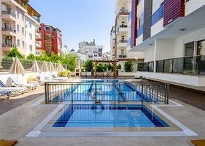 شقة 2 + 1 مع أثاث على مسافة قريبة من البحر