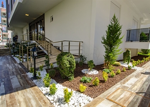 شقة 2 + 1 مع أثاث على مسافة قريبة من البحر