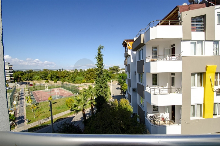 مجمع في كونيالتي بين جبال طوروس والبحر الأبيض المتوسط