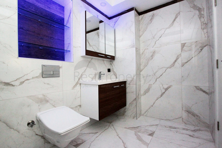 شقة 2 + 1 على مسافة قريبة من البحر في ليمان أنطاليا