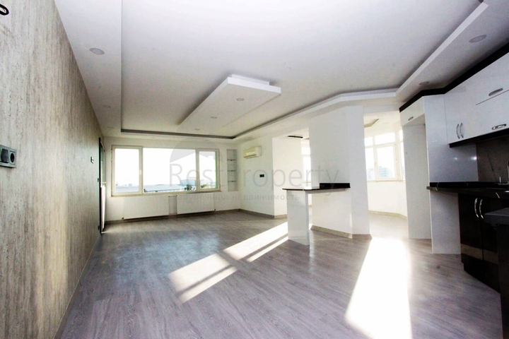 شقة 2 + 1 على مسافة قريبة من البحر في ليمان أنطاليا