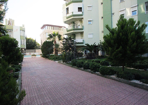 شقة 2 + 1 على مسافة قريبة من البحر في ليمان أنطاليا