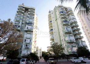 شقة 2 + 1 على مسافة قريبة من البحر في ليمان أنطاليا