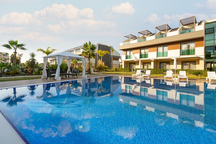 مشروع استثماري 5 دقائق من الشواطئ الرملية