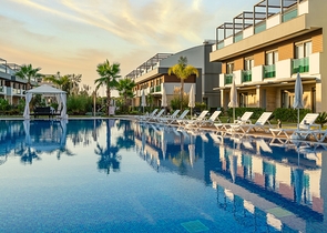 مشروع استثماري 5 دقائق من الشواطئ الرملية