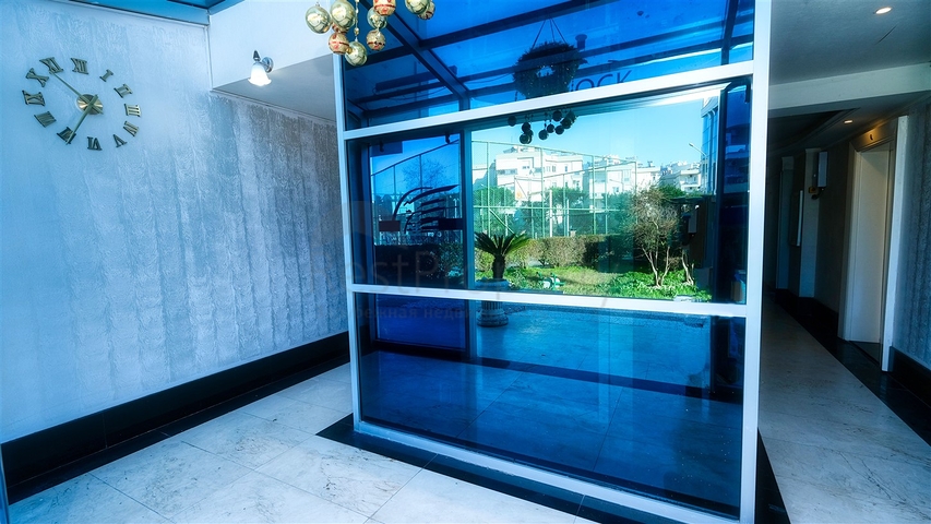 شقة 1 + 1 في مجمع فندقي على بعد 5 دقائق من البحر