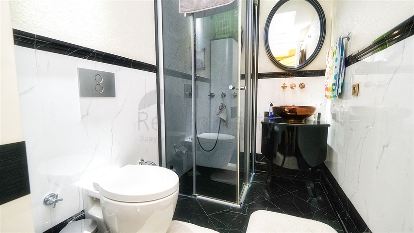 شقة 1 + 1 في مجمع فندقي على بعد 5 دقائق من البحر