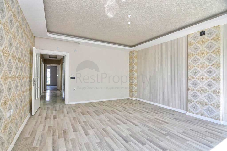 بنتهاوس واسع من 4 غرف نوم في كونيالتي أنطاليا