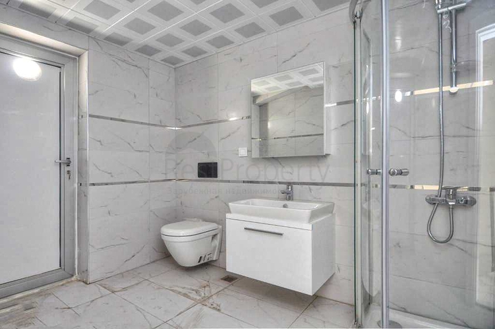 بنتهاوس واسع من 4 غرف نوم في كونيالتي أنطاليا