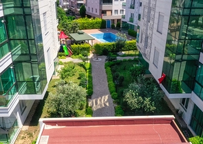 بنتهاوس واسع من 4 غرف نوم في كونيالتي أنطاليا