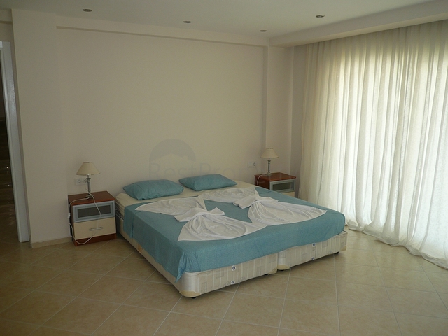 فيلا 5 + 1 بمنطقة فتحية