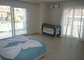 فيلا 5 + 1 بمنطقة فتحية