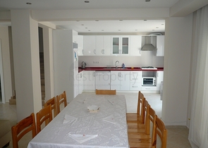 فيلا 5 + 1 بمنطقة فتحية