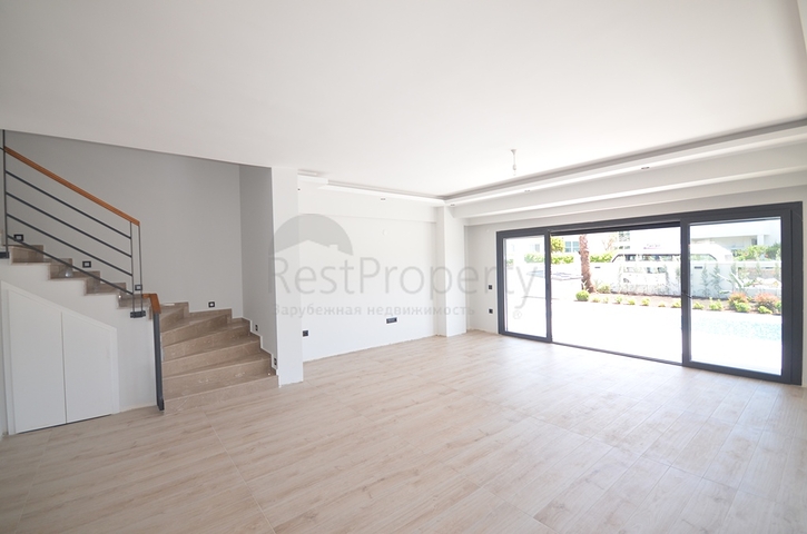 فيلا جديدة بمنطقة فتحية