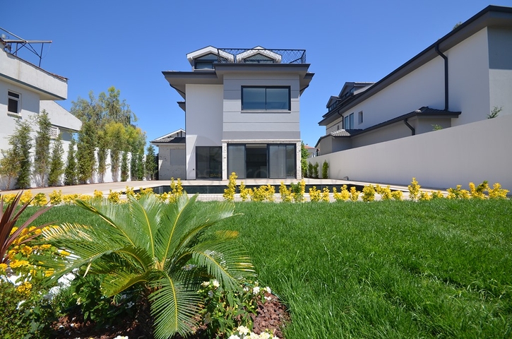 فيلا في منطقة فتحية