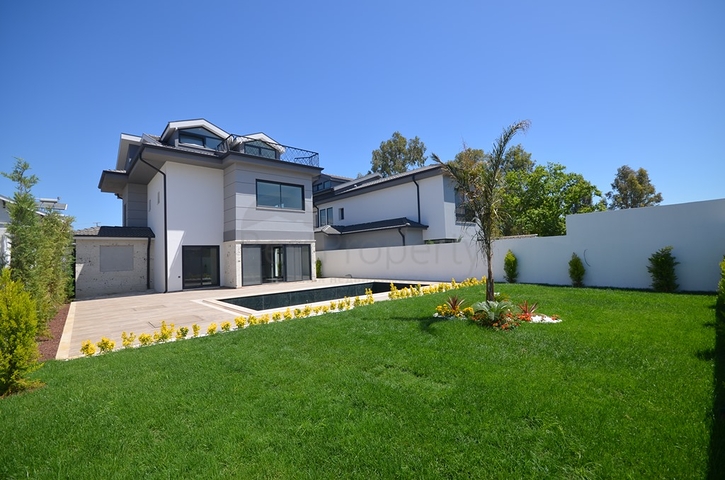 فيلا في منطقة فتحية