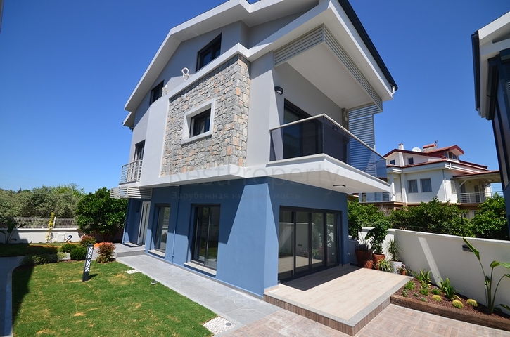 فيلا في منطقة فتحية