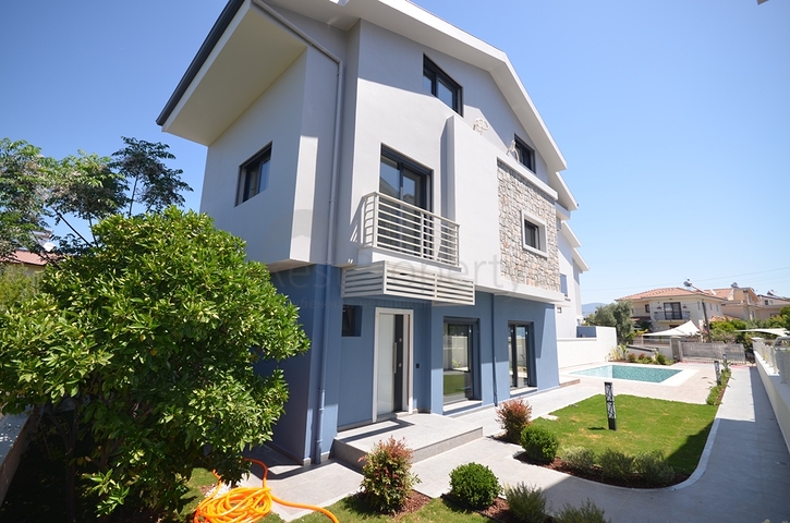 فيلا في منطقة فتحية