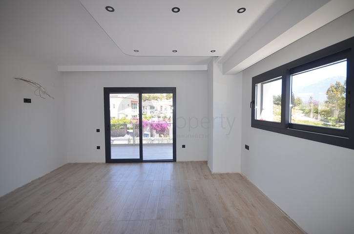 فيلا 4 + 1 بمنطقة فتحية