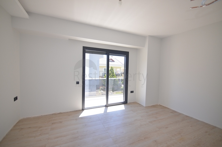 فيلا 4 + 1 بمنطقة فتحية