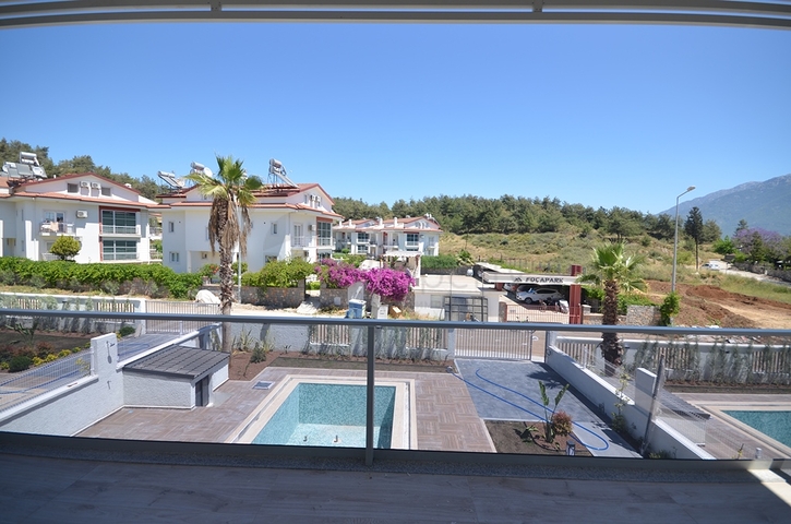 فيلا 4 + 1 بمنطقة فتحية