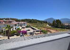 فيلا 4 + 1 بمنطقة فتحية